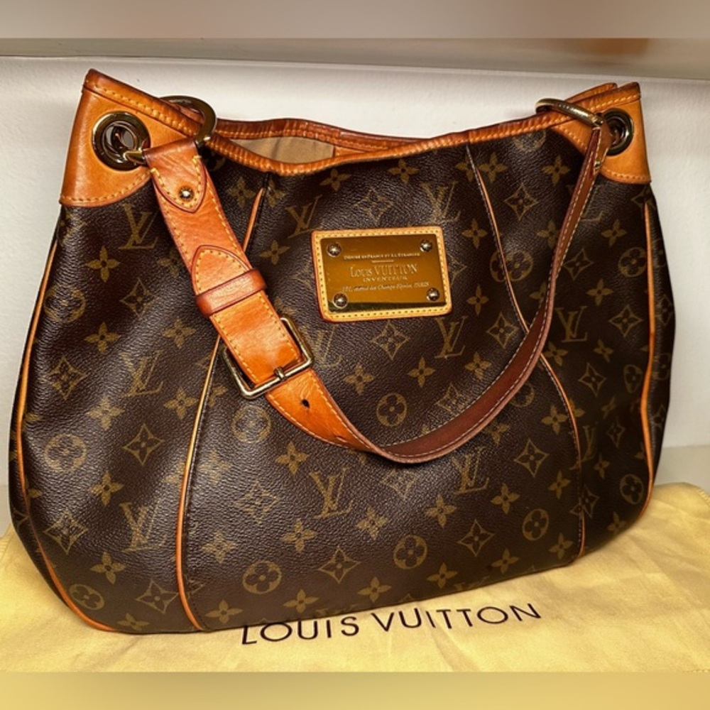 Louis Vuitton Galliera